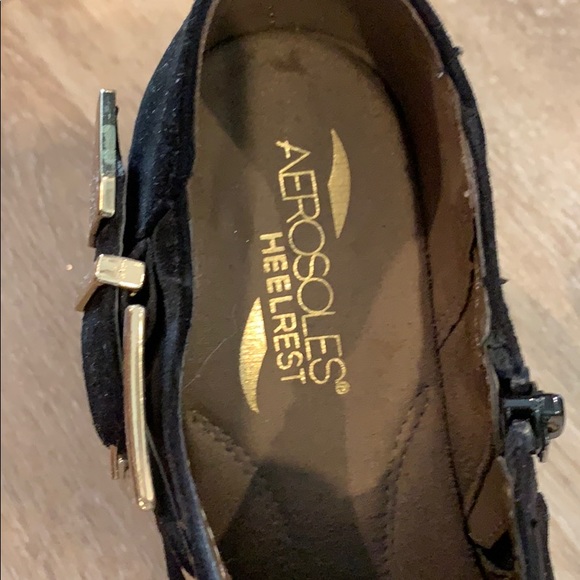 Aerosol booties with buckle detail size 7 - Picture 5 of 8